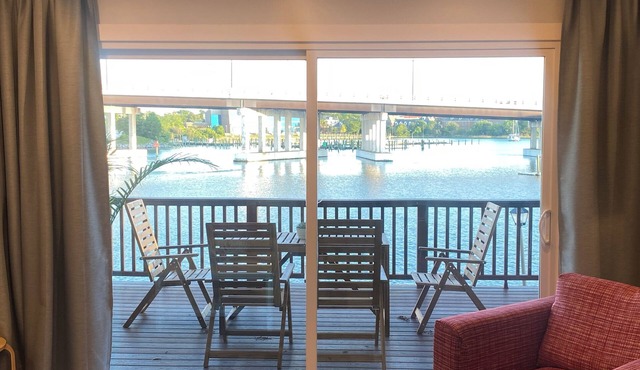 A short stones throw from the Hampton River, offering fantastic water views.