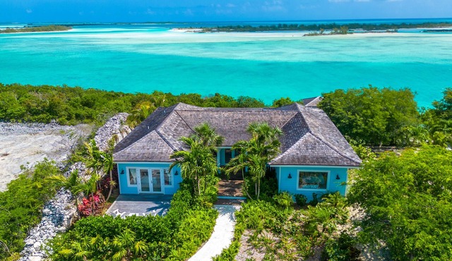 Amani Hideaway with an 180 degree View over Moriah Harbors turquoise Water