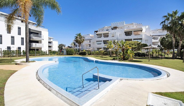 Apartment Punta Candor close to the Beach with Pool, Terrace & Wi-Fi