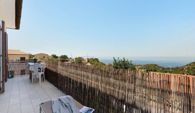 Apartment with Sea and Nature Views