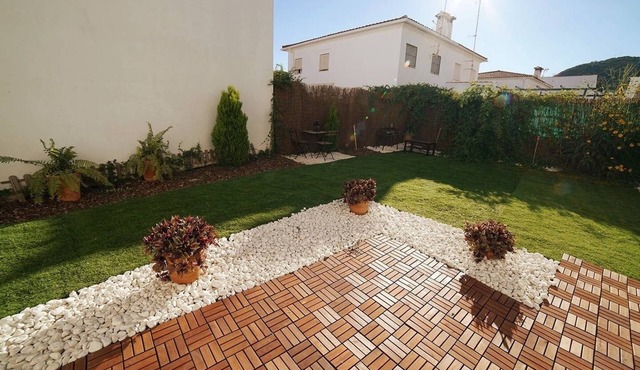Aracena Suites, located at the foot of a mountain and very close to the Grotto.