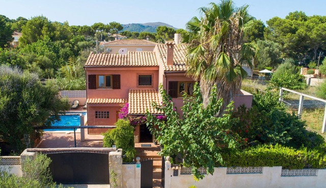 Awesome home in Cala Ratjada