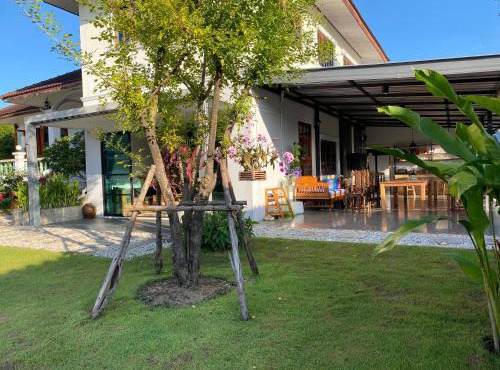 Baan Khoyee Boutique บ้านโกยีบูทีค