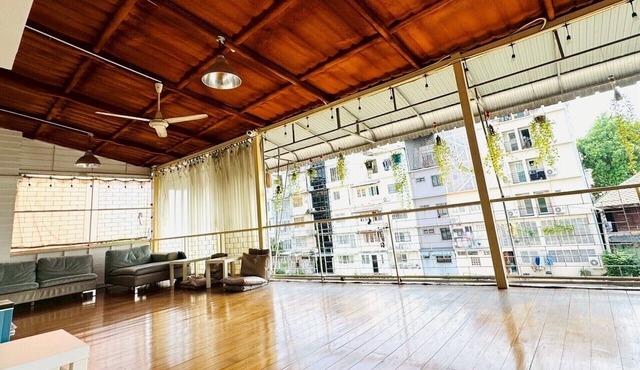 Baan Nampetch Hostel