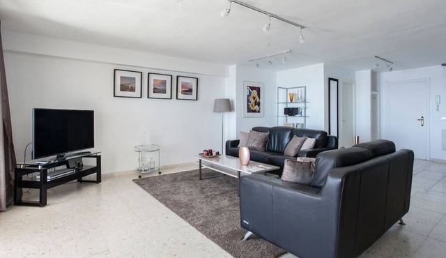 Beach Front Apartment ‘Oden 2’ in Altea (max. 4 persons)