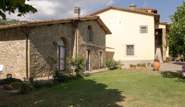 Beautiful apartment for 6 guests with pool, WIFI and TV