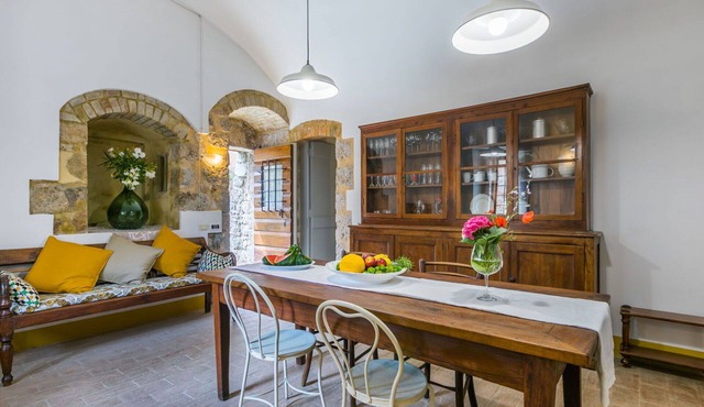 Beautiful apartment for 2 guests with WIFI, TV, patio, pets allowed and panoramic view