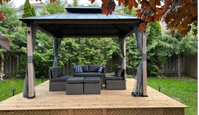 Beautiful, cozy and peaceful 2-bedroom and 1.5 bath home in Barrie