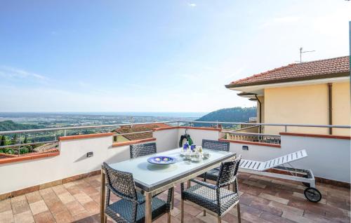 Beautiful Home In Corsanico