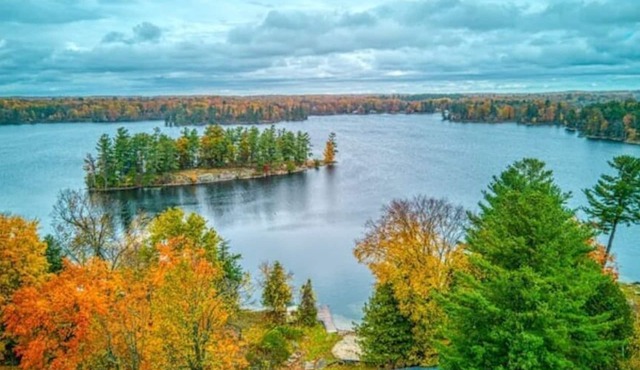 Beautiful Lakefront House