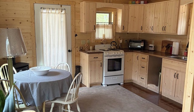 Beautiful New Build 1-bedroom home with Central Air ,on charming Copake Lake