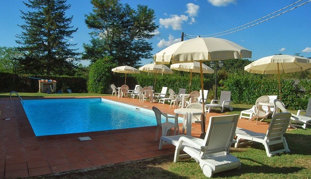 Beautiful private villa for 14 people with private pool, WIFI, TV, terrace and panoramic view