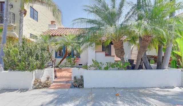 Belmont Shore,2 Blocks to Beach,World Cup,Sleeps 6