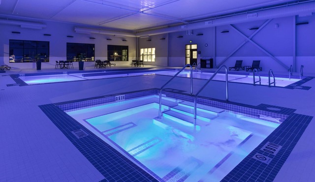 Best Western Plus Neepawa Hotel