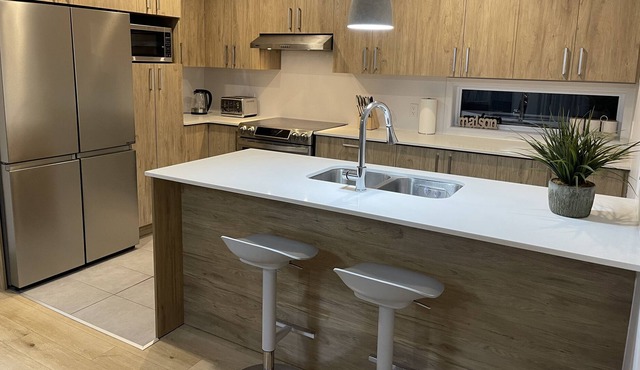 Big 5 bedroom condo in Laval