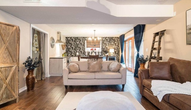 Cali's Wasaga Beach House