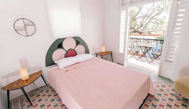 Casa Colonial/1 min. Walk to Beach/Sleeps 6
