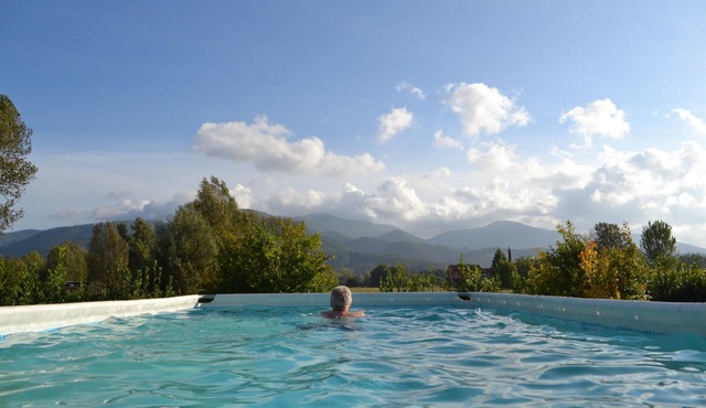 Casa Corten has an independent entrance, private garden and swimming pool