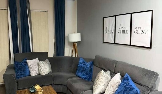 Charming 3-bedroom townhome with AC in wonderful Laurel