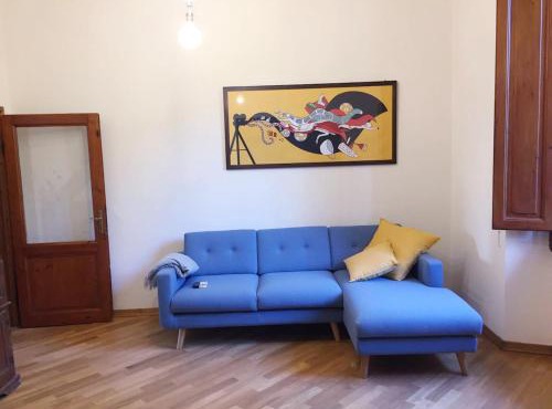 Charming Hilltop 80m apartment close to center and EUI