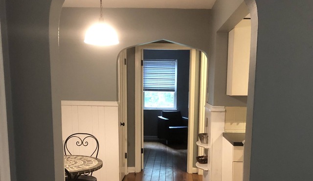 CINCINNNATI COMFORTABLE ONE BEDROOM