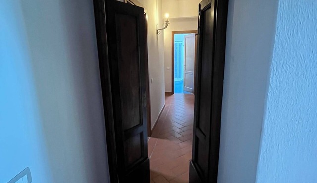 Colorino-huge and splendid apartment