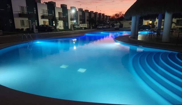 Comfortable and spacious home 3BR home seven steps to the pool.