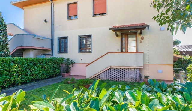 Cosy apartment for 4 guests with A/C, WIFI, TV and patio