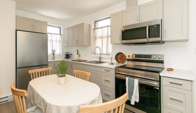 Cosy Apartment Downtown Barrie