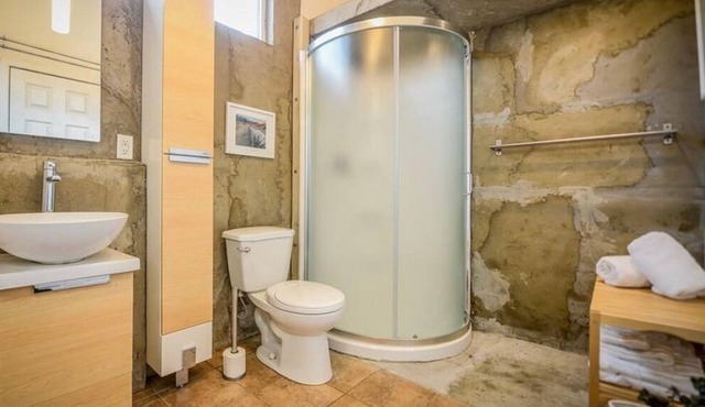 Cozy Home in the Heart of Bancroft