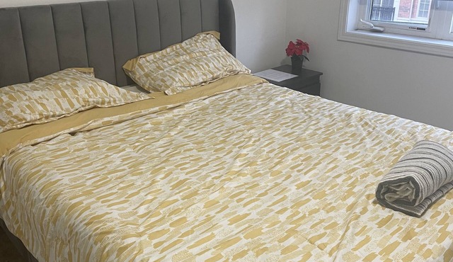 Cozy Rooms in a great location by Durham College, Oshawa