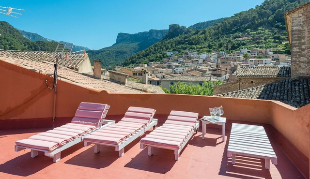 DARRERA ES CAMPANAR - Chalet with terrace in BUNYOLA. Free WiFi