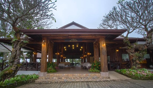 Doi Tung Lodge