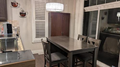 Ensuite with Parking available min 30 nights