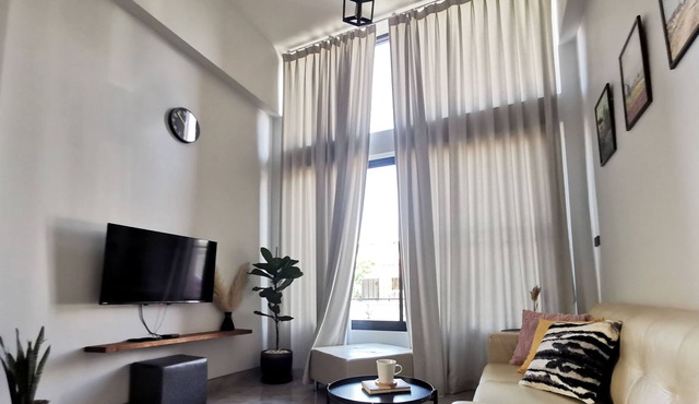 EntireHome 180m2 10 mins to RiverKwaeBridge Old City
