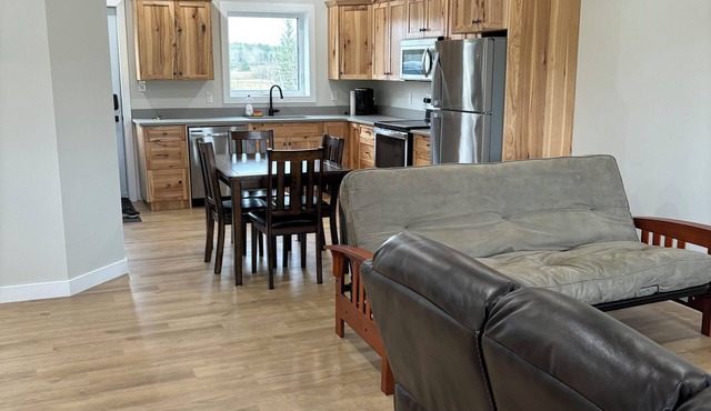 Experience Clear Lake from this prime location