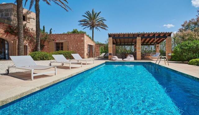 Finca 'Son Garreta' with Views of the Tramuntana, Private Pool and Wi-Fi