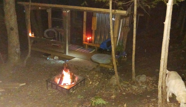 Floating Bunkie Glamping @ Big Crosby Lake