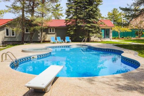 Garden House at Evergreen Resort in Wasaga Beach
