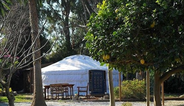 Glamping Spain - Mongolian Yurt - Wooden Chalet - Close To Beach!