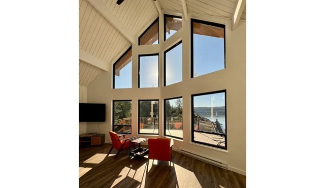 Gorgeous Newly Renovated Ocean Front Home