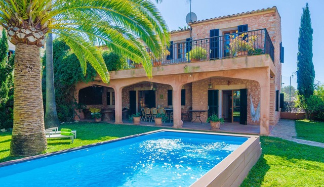 GRAN LLOMBARDS - Villa with private pool in Es Llombards (Santanyí). Free WiFi