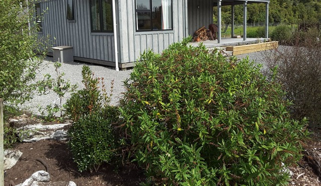 Haast Hideaway - Solar and Wind Powered Lodge
