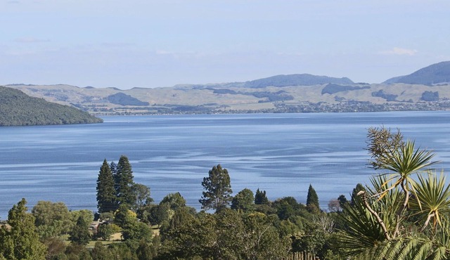 HAMURANA HAVEN - HAMURANA HOLIDAY HOME, family friendly in Hamurana