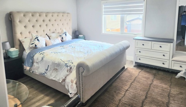Have a fun alone or with your beautiful family at this lovely home