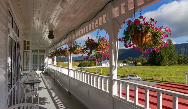 Heartland Hotel Fox Glacier