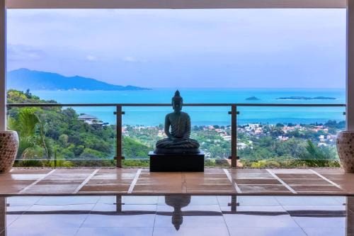Here and Now Luxurious Sea view & Spa Villa