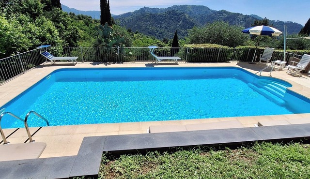 Hill Palace Villa, Private Pool, Sea View, Full Privacy, Easy Accessible by Car