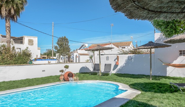 Holiday home with large garden - Casa Nesenka 1
