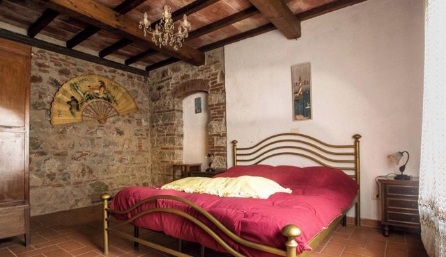 Homerez - Apartment in Massa Marittima